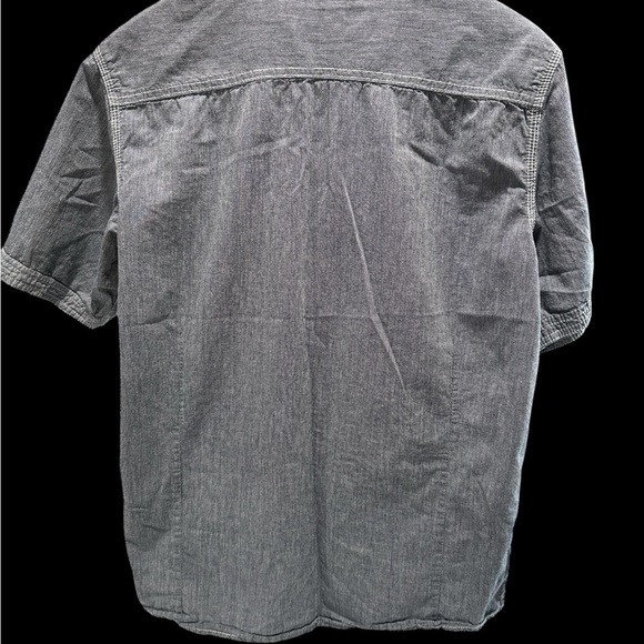 Gray Casual Button Down Shirt with Collared Neckline - Picture 2 of 5